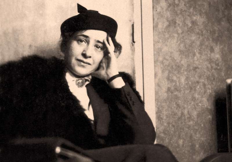 Siyaset kuramcısı hannah arendt ve hukuki meşruiyet tartışmaları