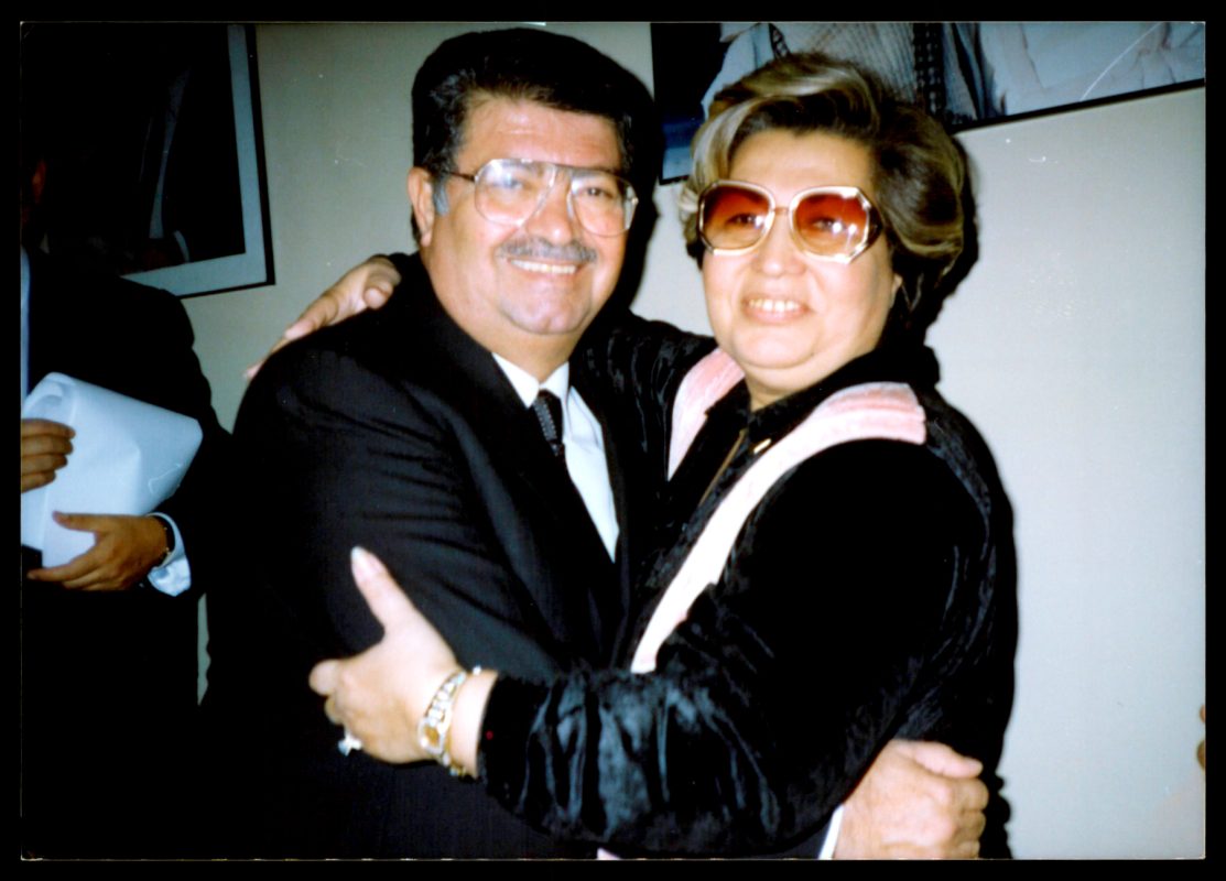 Semra Özal 92 Yaşında – Anılar &Amp; Arşiv Fotoğrafları 9 Bu sitede yer alan tüm yazı, fotoğraf ve belgeler
© orhan uğuroğlu’na aittir. Kaynak gösterilmeden ve izin alınmadan kullanılamaz. Bu sitede yer alan tüm yazı, fotoğraf ve belgeler
© orhan uğuroğlu’na aittir. Kaynak gösterilmeden ve izin alınmadan kullanılamaz.